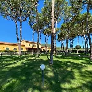 Casa di campagna Borgo Bernabei, Buriano (Grosseto)